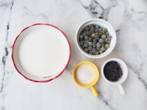 准备好所有食材。