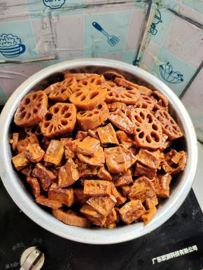 卤好的豆干和藕！