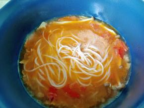 加米粉煮2分钟。