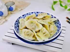 全家人喜欢水饺。