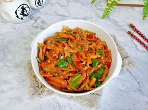 酸辣开胃小菜。