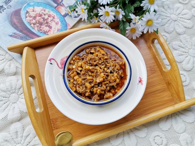 笋丁香菇肉末酱