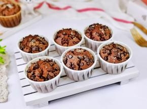 无敌简单的马芬蛋糕。