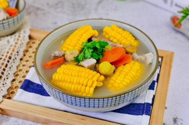 板栗玉米排骨汤