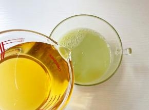 油柑汁+茶汤（油柑汁和茶汤的比例是2:1）