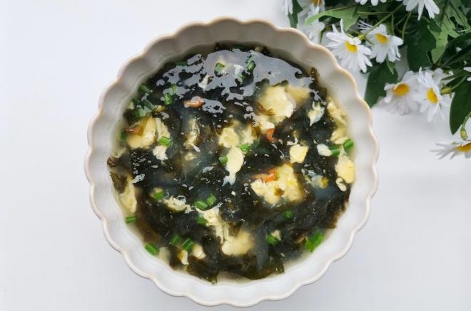 紫菜虾米蛋花汤
