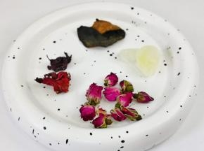 食材：玫瑰，洛神花，陈皮。