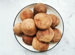 准备好所有食材。