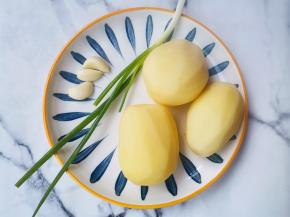 准备好所有食材。