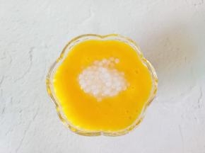 加上西米露搅拌均匀。