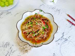 这样做好的牛肉滑嫩，汤汁鲜美！