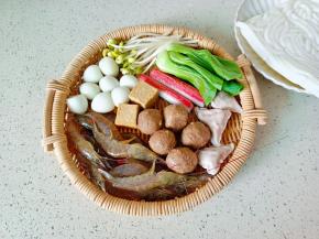 准备好需要的食材。