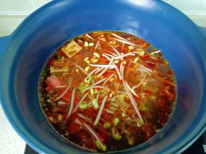 最后加上豆芽。