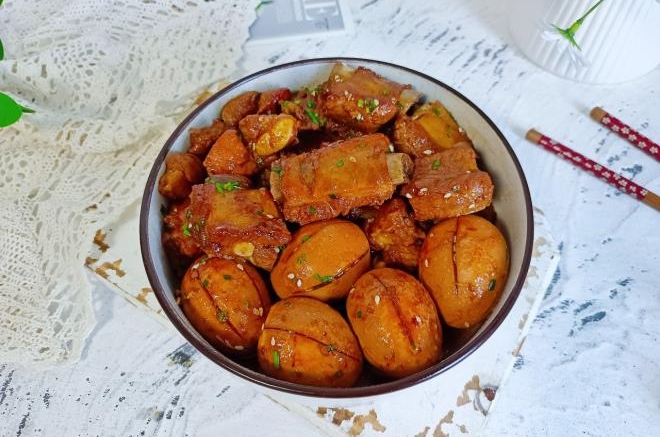 照烧排骨鸡蛋煲