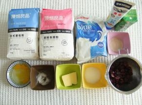 材料准备，夏天记得预备冰袋，液体可冷藏，有效控制面温。