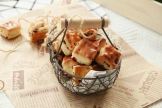 烤完取出冷凉即可！小巧可爱，松软香甜！