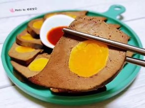 凤眼猪肝入口香浓真是唇齿留香回味无穷