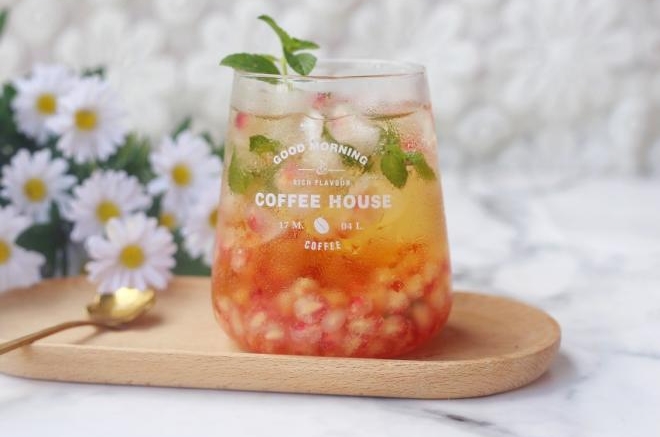 石榴薄荷气泡饮