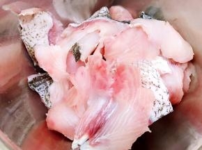 我用的纯鱼片，洗净沥干水份