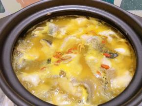 等再次沸腾鱼片断生即可关火