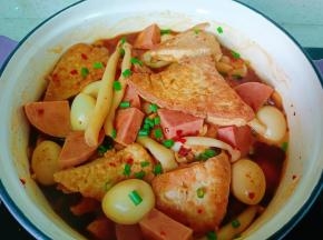 汤汁浓稠时撒点葱花即可！