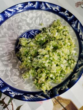 搅打好了，倒出来！