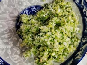 搅打好了，倒出来！