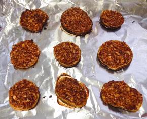 烤好的蚝油蒜蓉香菇从烤箱取出瞬间满屋飘香