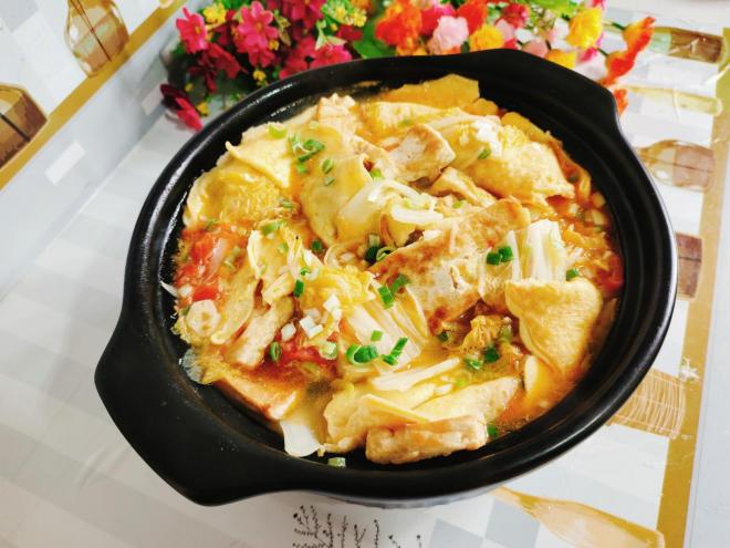 蛋饺豆腐煲