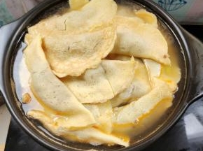 倒入适量的开水！