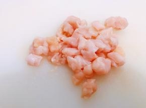 鸡胸肉切小丁
