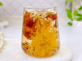 胖大海金银花茶：清热去火。