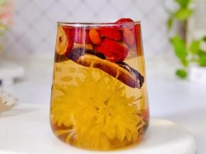 红枣桂圆灵芝花茶：补气安神。