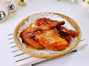 外脆里嫩。