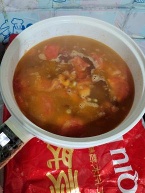 倒入适量的开水！