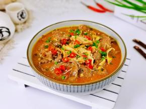 这样家庭版水煮牛肉就做好啦！