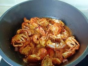 快速翻炒均匀。