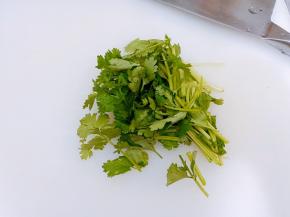 香菜切段