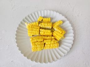 玉米洗净切小块