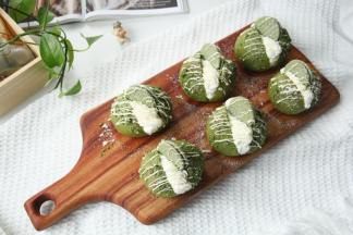 学会了么？我先开吃啦！制作好，夏天密封冷藏即可，冬天可以室温1-2天吃完即可。