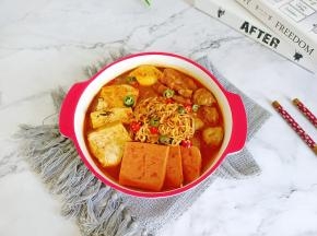 超简单的韩式部队火锅，快做起来吧！