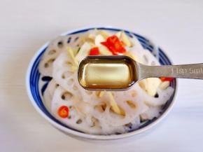 加入米醋。