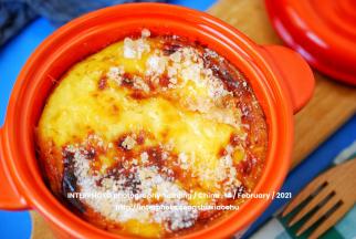 烤好了，淡淡的焦斑很诱人。