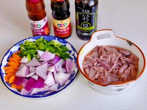 准备食材。