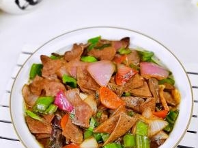 老少皆宜的小炒。