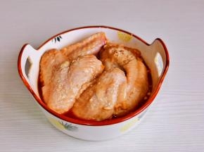 加入淀粉抓均匀。