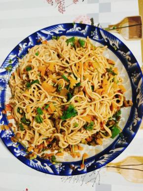 趁热翻拌均匀即可开吃！