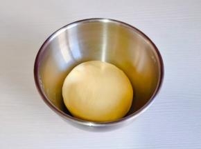 取出揉圆进行发酵。