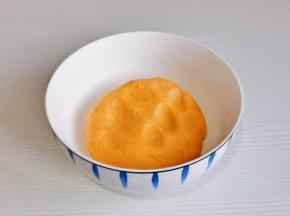 揉成不粘手的面团就可以。