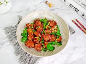 香辣过瘾的鸡翅，边拍边吃！